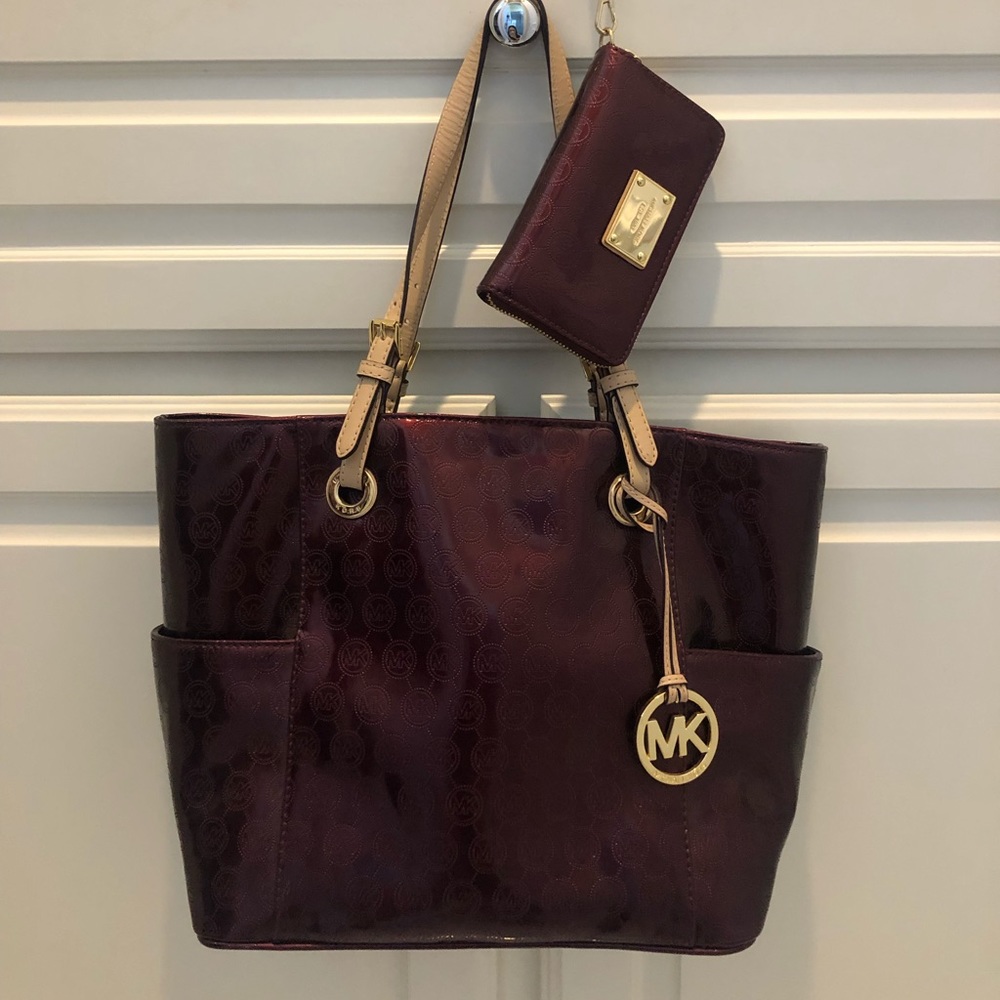 EUC - Michael Kors Tote (wallet sold separate)
